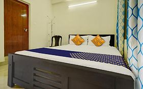Spot On Riyan Suites